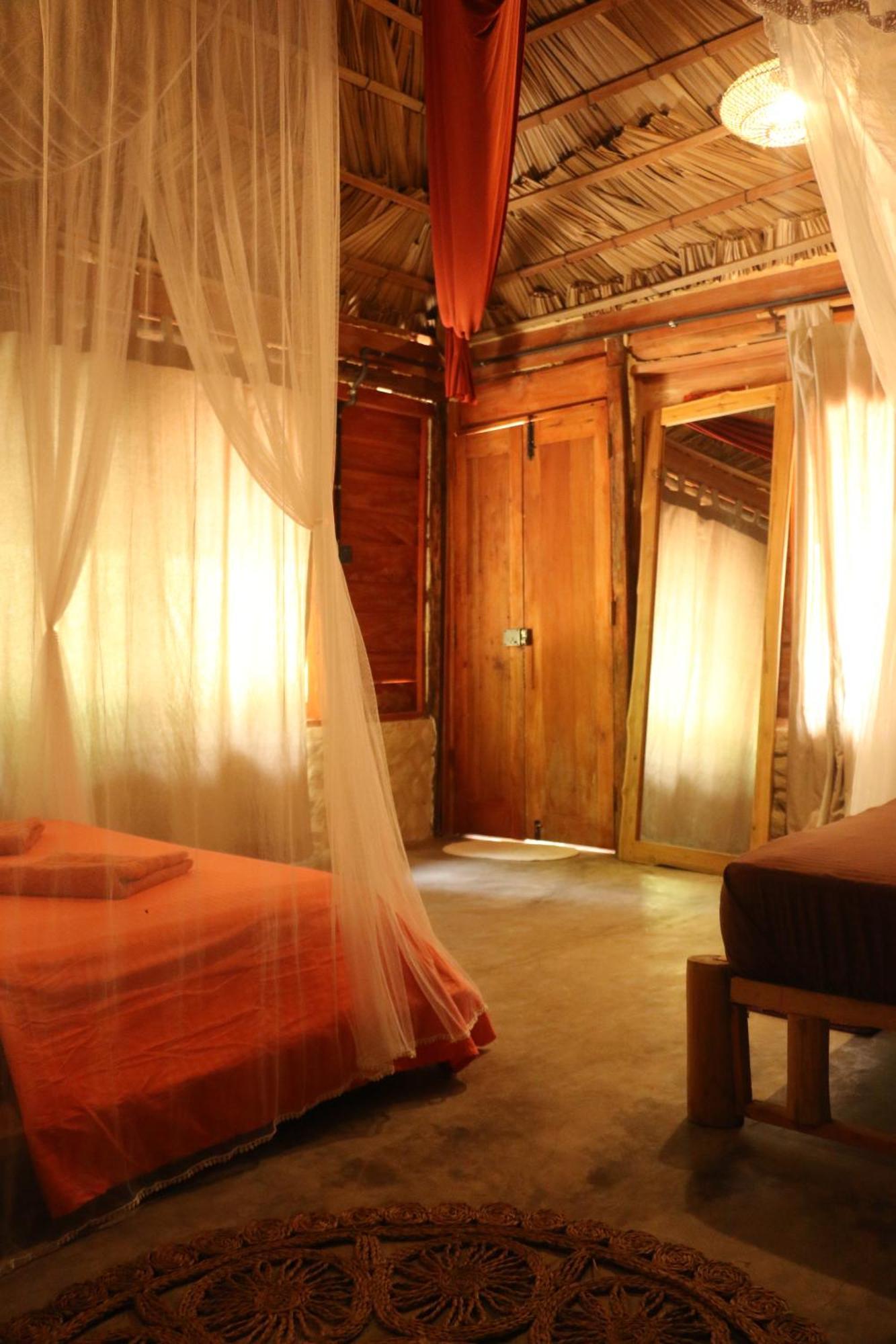 Monsoon Eco Resort - Whisky Point Arugambay ポットゥビル エクステリア 写真